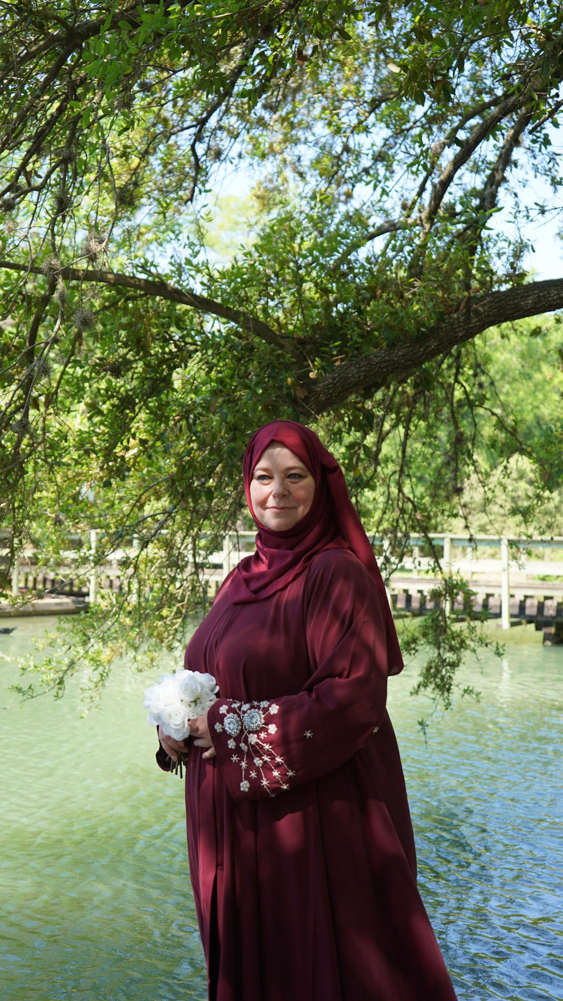 Sahar Crimson Abaya