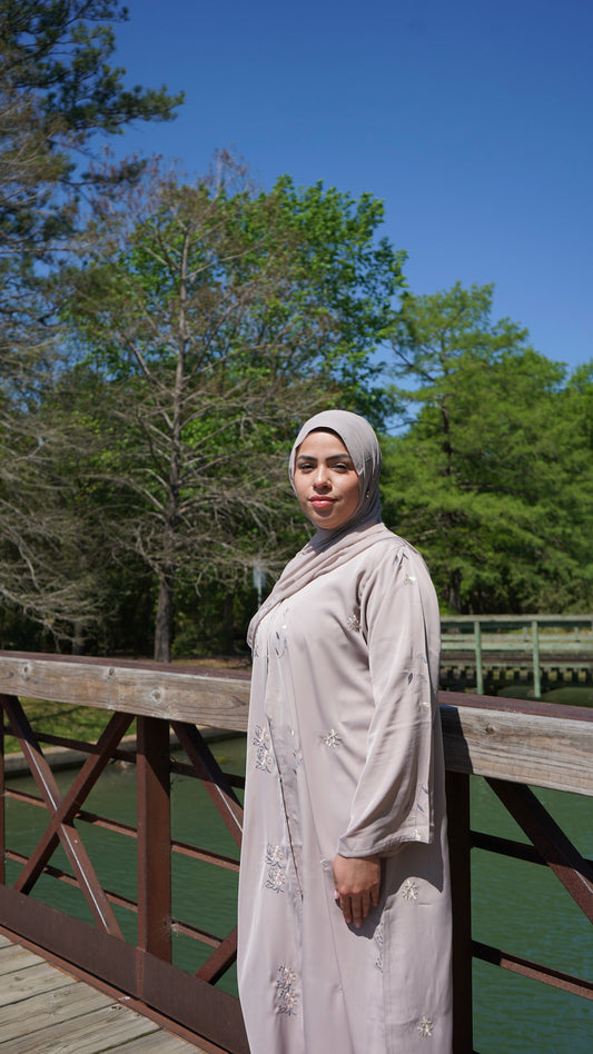 Luna Blush Abaya